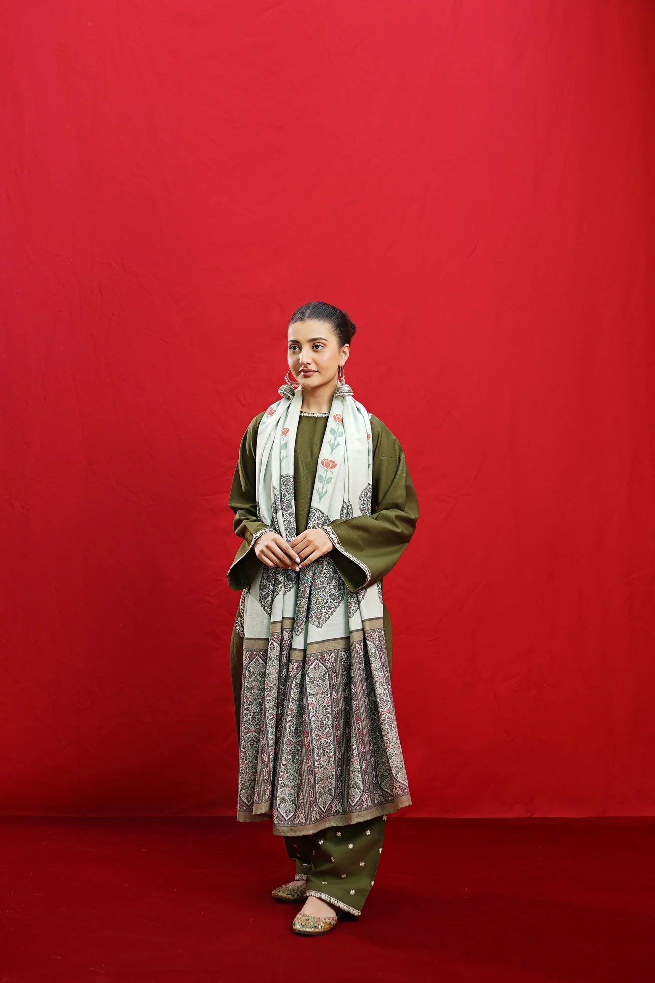 Lawn 3PC Embroidered with Digital Printed Dupatta-1047 -fashion