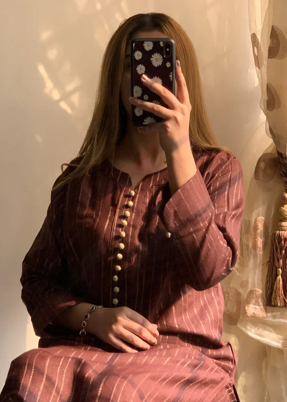 DesiBROWN - Tawakal Closet