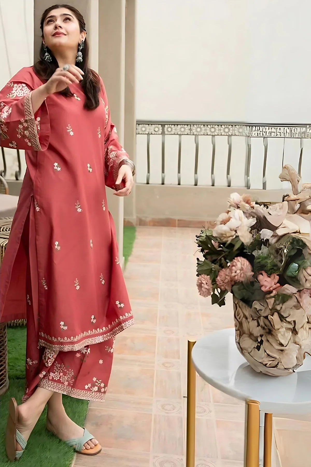 URGE Lawn 2PC EMBROIDERED SHIRT AND TROUSER-1012 -fashion